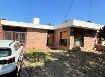 Casa de 4 ambientes, Córdoba · Casa en Venta Parque Velez Sarfield 4 Dorm. - Rodriguez de La Torre 929