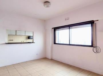 Departamento · 40m² · 2 Ambientes · Dos Ambientes Frente a Estación Ramos Mejía