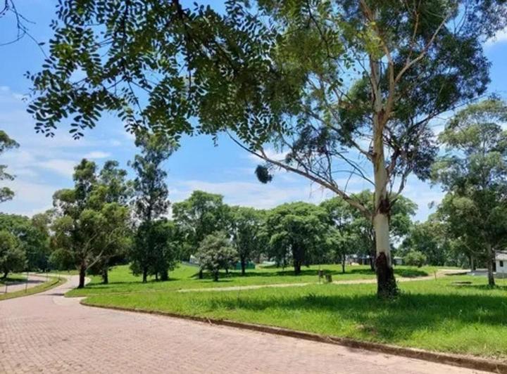 Terreno · 719m²