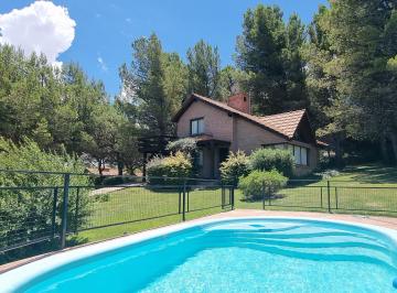 Casa de 4 ambientes, Villa Merlo · Chalet 135 - Alquiler Vacacional en Country Chumamaya