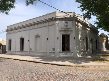 Consultorio de 8 ambientes, Chascomús · Excelente Propiedad en Chascomus!