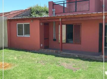 Casa · 191m² · 4 Ambientes · 1 Cochera · Chalet 4 Ambientes - Punta Mogotes