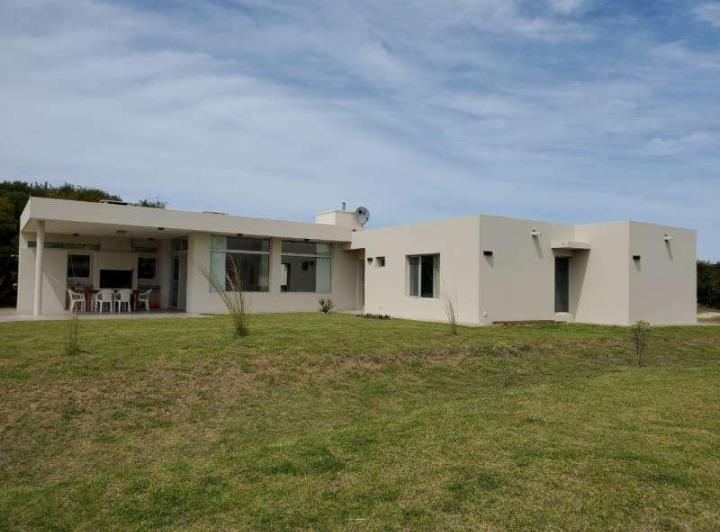 Casa · 100m² · 4 Ambientes