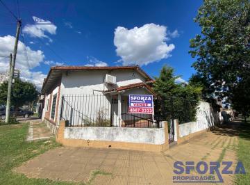 Casa · 140m² · 5 Ambientes · 1 Cochera · Casa en Venta en Muñiz