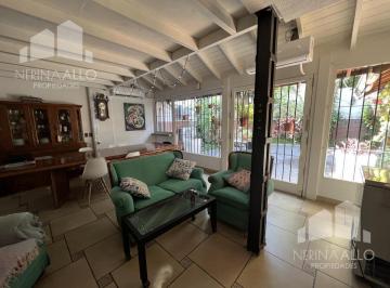 Casa · 250m² · 5 Ambientes · 2 Cocheras · Venta Casa Cinco Ambientes Ramos Mejia Sur