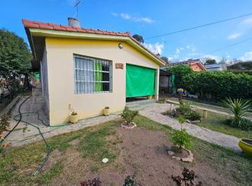 Casa · 90m² · 3 Ambientes · 1 Cochera · Venta Casa 2 Dorm. Carlos Paz Barrio Colinas