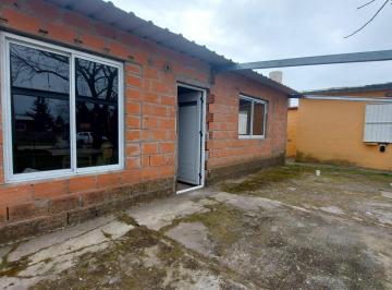 Casa · 70m² · 3 Ambientes · Casa 3 Ambientes a Terminar Mar Chiquita - Vivorata