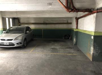 Garage · 10m² · Cochera en Barrio Norte