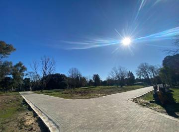 Terreno · 381m² · Terreno a La Venta en Los Pinos III