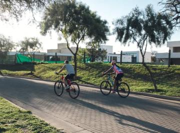 Foto · Lote en Venta Siete Soles - Fondo Espacio Verde