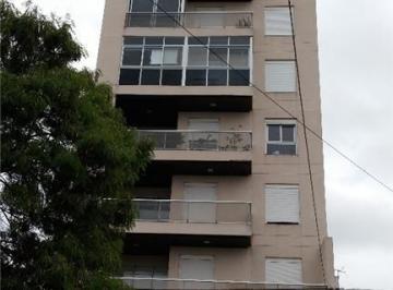 Departamento de 3 ambientes, Resistencia · Mitre 751 P. 1 Dpto. C