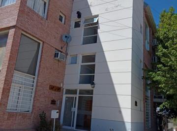 Departamento de 2 ambientes, Neuquén · Particular Alquila Loft en Neuquen Centro La Rioja y Castelli