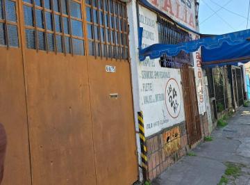 Departamento de 2 ambientes Venta USD 59.000 · 2 Ambientes Amplios con Patio, Balcon, Apto Profesional, Frente Plaza San Martin
