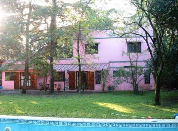 Quinta vacacional de 5 ambientes, Ituzaingó · Casona Quinta “la del Vagón” Parque Leloir