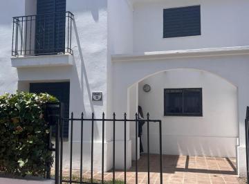 Casa · 65m² · 5 Ambientes · Casa Villa Allende Centro