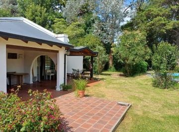 Casa · 66m² · 4 Ambientes · Venta Quinta de 3 Lotes Independientes con Escritura Inmediata - Villa Parque Sicardi