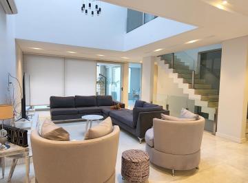 Casa de 6 ambientes, Liniers · Caaguazú 6284 Casa de Diseño Única en La Zona 350 m² Cubiertos + 140 Descubiertos