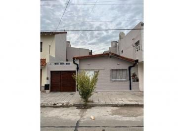 CRP-CRP-2198_2 · Propiedad Reservada Casa 3 Ambientes. | San Martin Al 5200