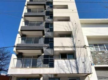 Departamento · 67m² · 3 Ambientes · Venta Departamento 2 Dorm. en Construcción 25 E 63 y 64