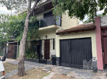 Casa · 170m² · 4 Ambientes · 2 Cocheras · Casa - Jose León Suarez
