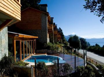 Casa · 421m² · 6 Ambientes · 1 Cochera · Bariloche Complejo de Bungalows con Vistas Al Lago, Rentable, Cerca de Llao Llao, Oportunidad