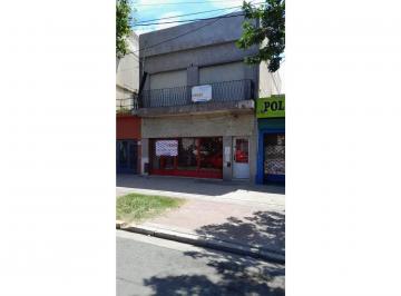Local comercial de 4 ambientes, Rosario · Local Sobre Av San Martin Mas Casa Dos Dorm. en Planta Alta