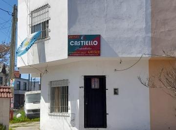 PH de 4 ambientes, Lanús · Dto T/casa 4 Amb Al Fte Ent. Indep C/terraza ¡Nuevo Valor!