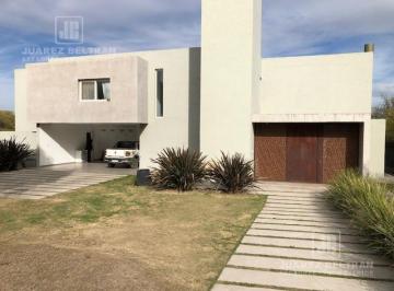 Casa · 400m² · 8 Ambientes · 2 Cocheras · Casa en Villa Allende Golf
