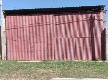 Bodega-Galpón · 200m² · Galpon en Alquiler Monte Vera Excelente Ubicacion