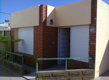 Casa · 87m² · 3 Ambientes · 1 Cochera · Casa - San Lorenzo