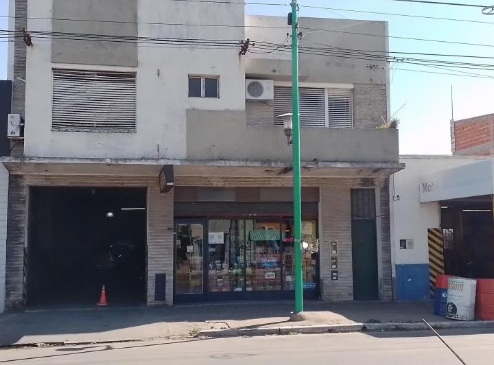 Local comercial · 267m² · 3 Ambientes · 15 Cocheras