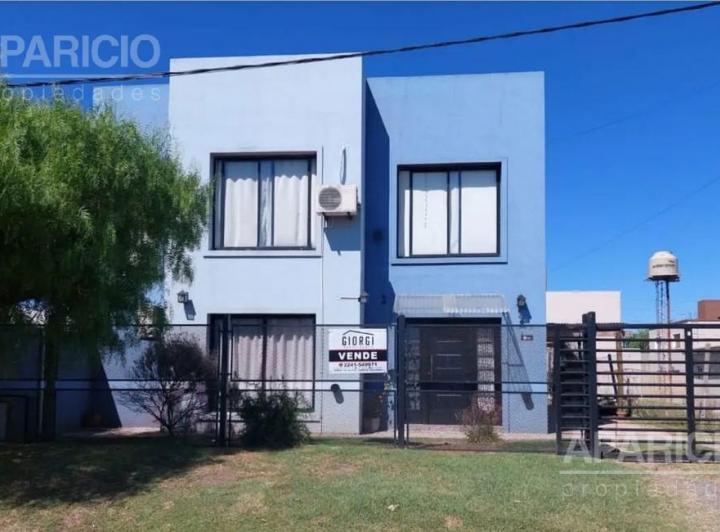 Casa · 190m² · 7 Ambientes