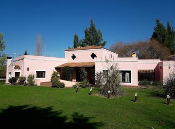 Quinta vacacional de 7 ambientes, Zárate · Casa en Puerto Panal de 4 Dorm. Pileta