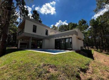 Casa · 177m² · 4 Ambientes · 1 Cochera · Casa 4 Ambientes, Positive House XI - Villa Robles - Pinamar