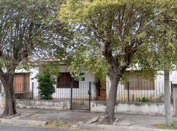 Casa de 5 ambientes, Córdoba · Casa a Reciclar - Terreno 260 m² B° California Zona Sur