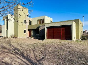 Casa de 10 ambientes, Santa Rosa de Calamuchita · Casa en Oportunidad