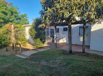 Casa · 225m² · 4 Ambientes · 1 Cochera · Venta de Casa en Pinar Norte 5 Dorm.