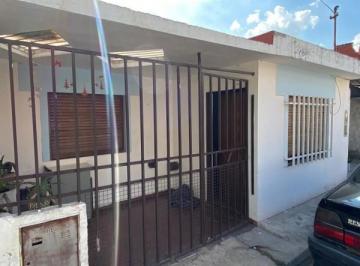 Casa · 79m² · 3 Ambientes · Financia!venta Casa 3 Ambientes en Villa Celina. Barrio Sarmiento