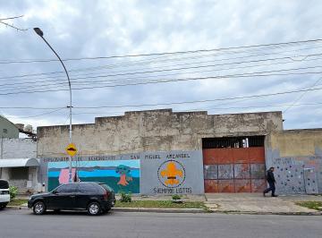 Bodega-Galpón , Lanús · Galpón Industrial 266 m² Apto Todo Destino