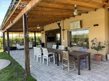 Casa · 280m² · 4 Ambientes · 3 Cocheras · Casa en Venta en Altos de Manzanares Pilar