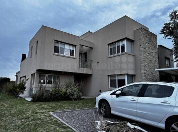 MRE-MRE-2104_2 · Casa en Venta en Chascomus en Venta en Golf Country Chascomu