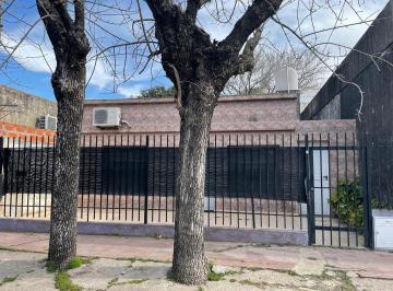 Casa · 120m² · 5 Ambientes · Dos Casas. Ideal Inversor Para Rentas