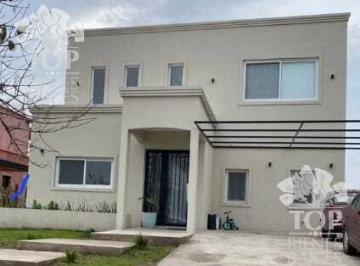 Casa · 235ha · 4 Ambientes · 1 Cochera · Casa en Venta en El Cantón, Escobar, G. B. a. Zona Norte