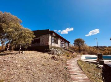 Casa · 263m² · 6 Ambientes · 4 Cocheras · Corral de Barrancas - 3 Dorm - Pileta - 5.326 m²
