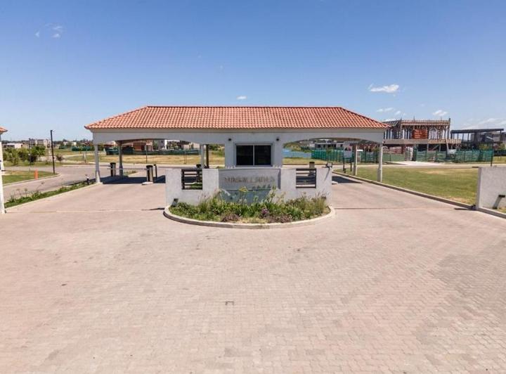 Terreno · 1309m²