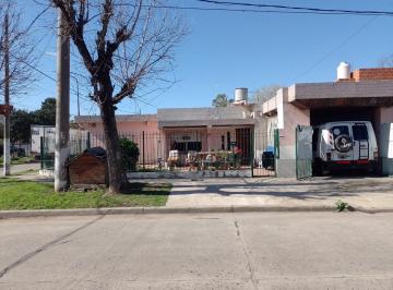 Casa de 3 ambientes, Ituzaingó · Casa Tres Ambientes con Entrada de Auto. Ituzaingó Sur