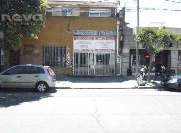 Local comercial · 325m² · 4 Ambientes · Local en Martinez