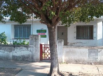 Casa de 2 ambientes, San Pedro · Venta Casa a Refaccionar