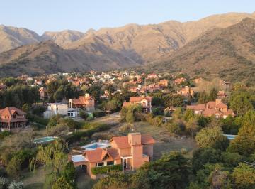 Casa de 5 ambientes, Villa Merlo · Chalet 262 - Alquiler Vacacional en Country Chumamaya