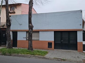 PH de 4 ambientes, Vicente López · Exclelente Casa en PH Al Frente 4 Amb con Garage y Terraza